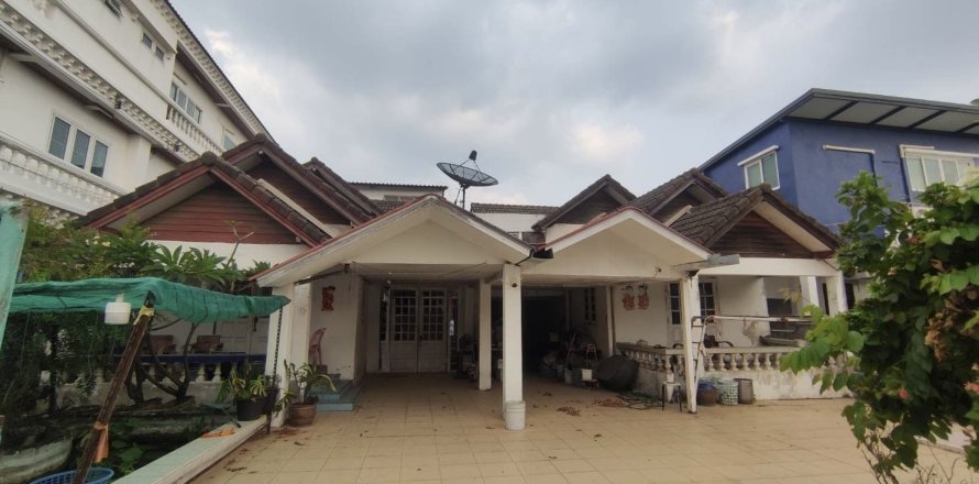 House in Prawet, Bangkok, Thailand 6 bedrooms № 171636