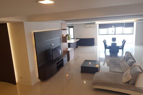 Condo à Khlong Toei, Bangkok, Thaïlande, 5 chambres № 200711 - photo 13