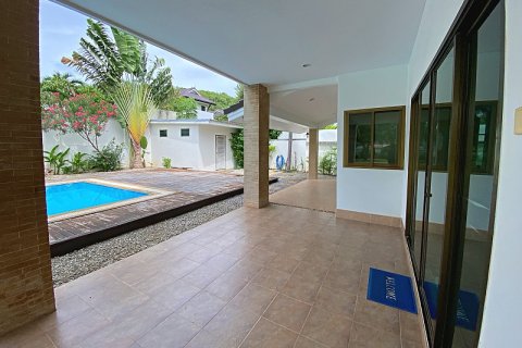 House in Hua Hin, Thailand 4 bedrooms № 168132 - photo 6