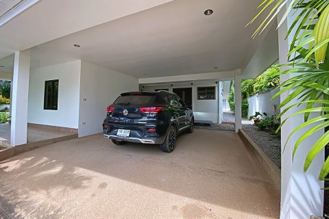 House in Hua Hin, Thailand 4 bedrooms № 168132 - photo 9