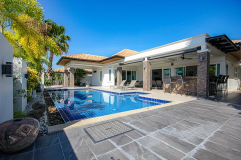 House in Hua Hin, Thailand 3 bedrooms № 168131