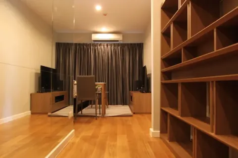 Studio in the Condo in Khlong Toei, Bangkok, Thailand  № 157264 - photo 2