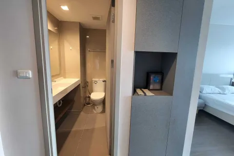 Studio in the Condo in Phra Khanong, Bangkok, Thailand  № 157262 - photo 6