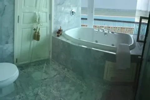 Villa in Hua Hin, Thailand 4 bedrooms № 157265 - photo 8