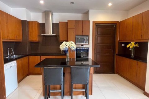 House in Pattaya, Thailand 3 bedrooms № 196233 - photo 4