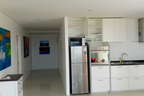 Condo in Phuket, Thailand, 2 bedrooms  № 167887