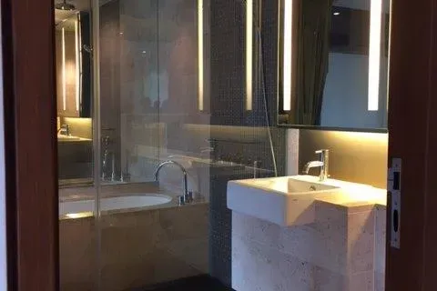 Eigentumswohnung in Pathum Wan, Bangkok, Thailand, 1 Schlafzimmer № 217968 - Foto 13