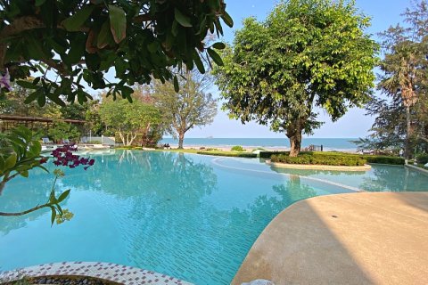 Condo in Hua Hin, Thailand, 2 bedrooms  № 168376 - photo 2