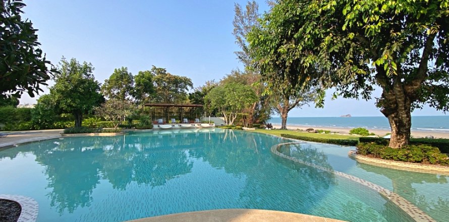 Condo in Hua Hin, Thailand, 2 bedrooms  № 168376