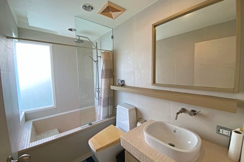 Condo in Hua Hin, Thailand, 2 bedrooms  № 168376 - photo 28