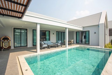 Villa in Hua Hin, Thailand 4 bedrooms № 168375 - photo 9
