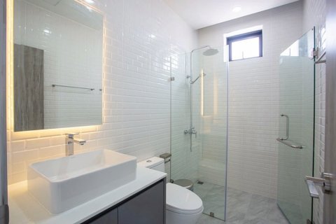 Villa in Hua Hin, Thailand 4 bedrooms № 168375 - photo 21