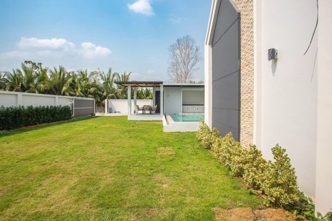 Villa in Hua Hin, Thailand 4 bedrooms № 168375 - photo 15