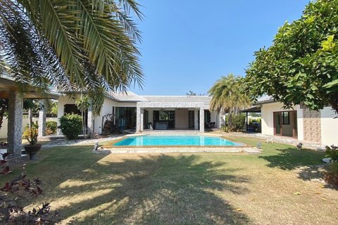 Villa à Hua Hin, Thaïlande 4 chambres № 168380