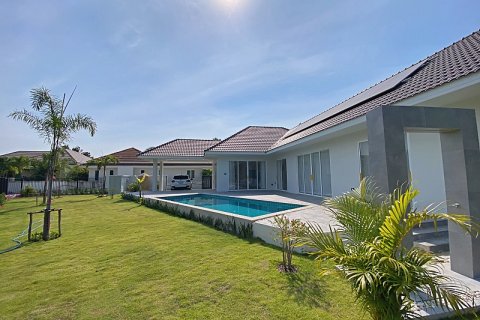 Villa in Hua Hin, Thailand 3 bedrooms № 168377
