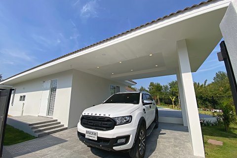 Villa in Hua Hin, Thailand 3 bedrooms № 168377 - photo 7