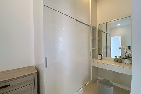 Villa in Hua Hin, Thailand 3 bedrooms № 168377 - photo 18