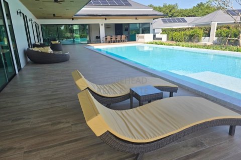 Villa à Hua Hin, Thaïlande 3 chambres № 168379