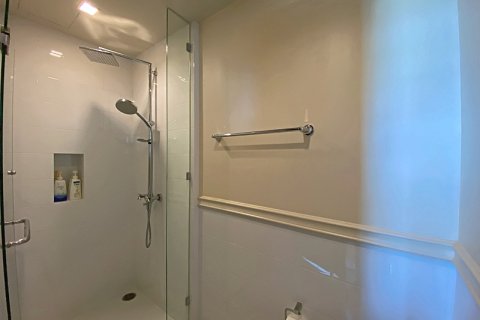 Condo in Hua Hin, Thailand, 2 bedrooms  № 168378 - photo 13