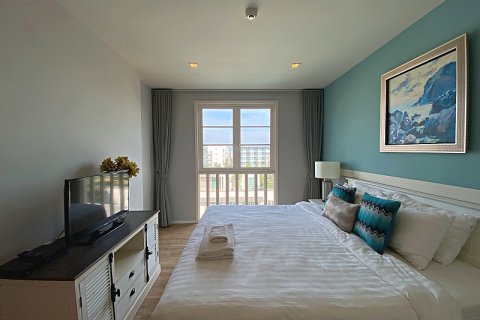 Condo in Hua Hin, Thailand, 2 bedrooms  № 168378 - photo 15