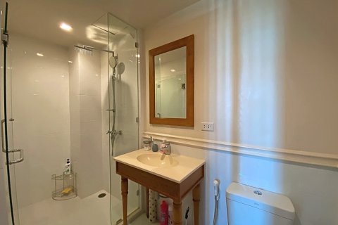 Condo in Hua Hin, Thailand, 2 bedrooms  № 168378 - photo 18