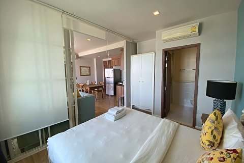 Condo in Hua Hin, Thailand, 2 bedrooms  № 168378 - photo 10