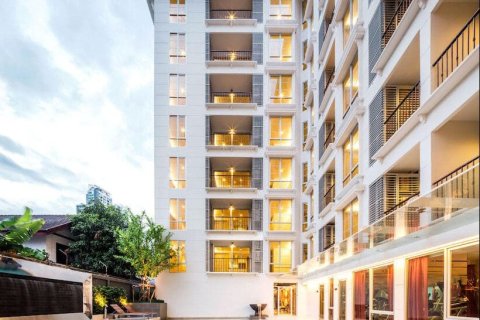 Кондоминиум с 2 спальнями в Бангкоке, Таиланд № 155767 - фото 1