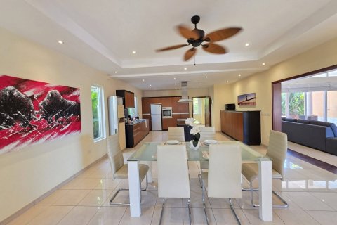 Дом в Паттайе, Таиланд с 4 спальнями  № 155770 - фото 10