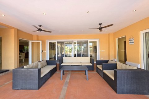 Дом в Паттайе, Таиланд с 4 спальнями  № 155770 - фото 8