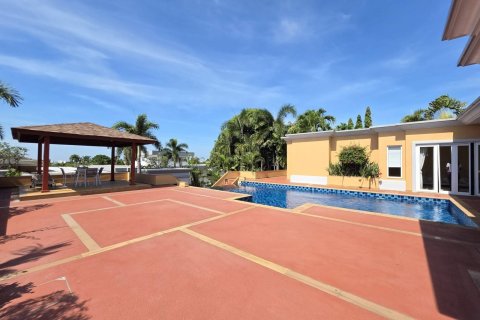 Дом в Паттайе, Таиланд с 4 спальнями  № 155770 - фото 5