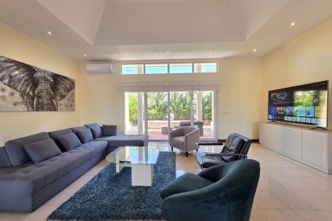 Дом в Паттайе, Таиланд с 4 спальнями  № 155770 - фото 18