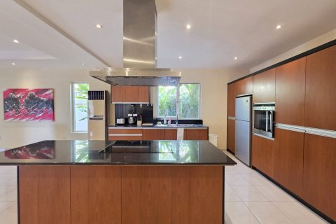 Дом в Паттайе, Таиланд с 4 спальнями  № 155770 - фото 11