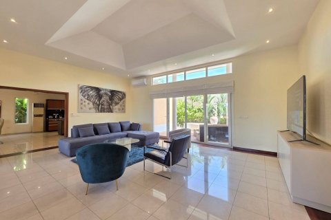 Дом в Паттайе, Таиланд с 4 спальнями  № 155770 - фото 19