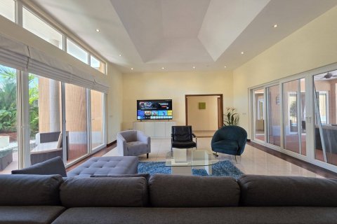 Дом в Паттайе, Таиланд с 4 спальнями  № 155770 - фото 17