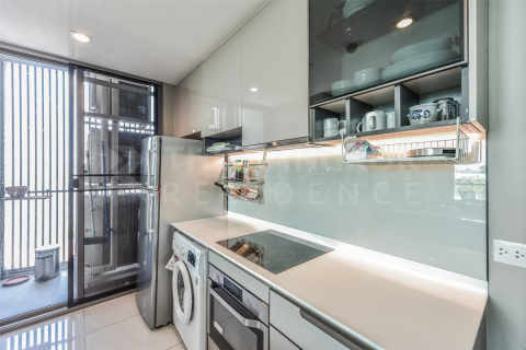 Condo in Bangkok, Thailand, 2 bedrooms № 184961 - photo 9