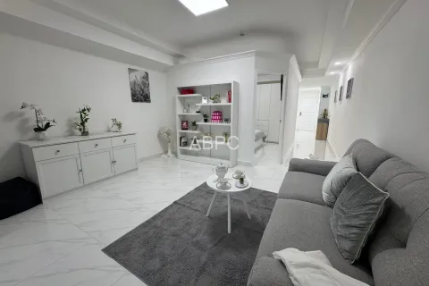 Condominio de 1 dormitorio en Jomtien Beach, Pattaya, Tailandia № 210905 - foto 11