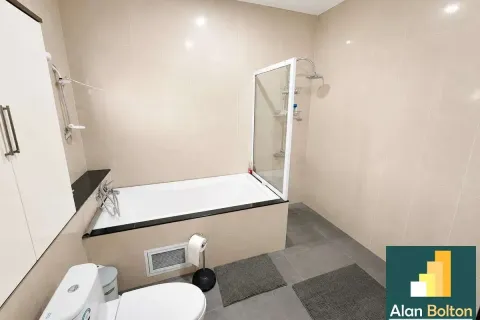 Casa de 3 dormitorios en Pattaya, Tailandia № 210903 - foto 4