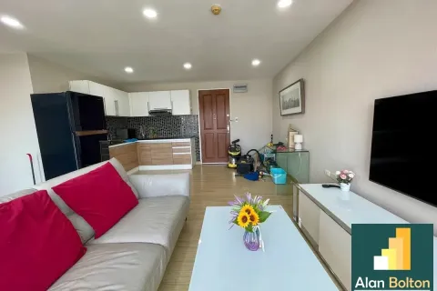 Condominio de 1 dormitorio en Pattaya, Tailandia № 210904 - foto 3