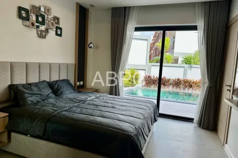 Casa de 4 dormitorios en Pattaya, Tailandia № 210908 - foto 6