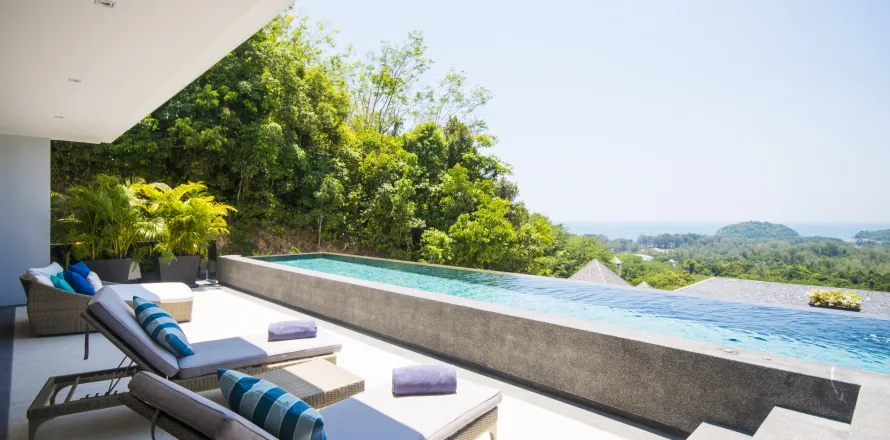 Penthouse in Phuket, Thailand 3 bedrooms № 154913