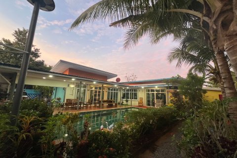 Вилла в Сарафи, Таиланд с 2 спальнями № 154914 - фото 1