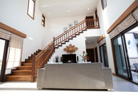 Villa in Phuket, Thailand 3 bedrooms № 166390 - photo 7