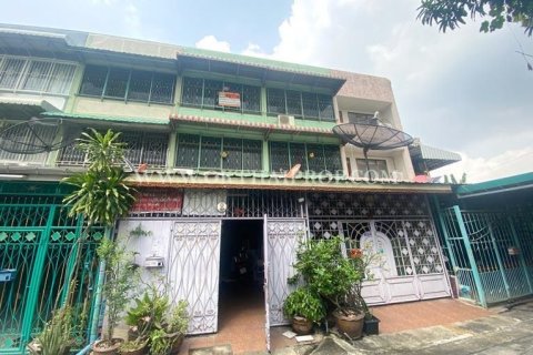 Таунхаус в Банг Круае, Таиланд с 2 спальнями № 154131 - фото 1