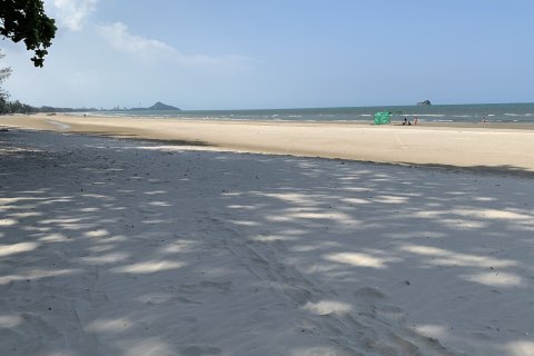 Land in Hua Hin, Thailand 6400 sq.m. № 154132 - photo 5
