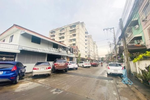 Таунхаус в Банг Круае, Таиланд с 2 спальнями  № 154130 - фото 11