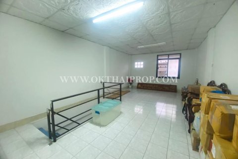 Таунхаус в Банг Круае, Таиланд с 2 спальнями  № 154130 - фото 17