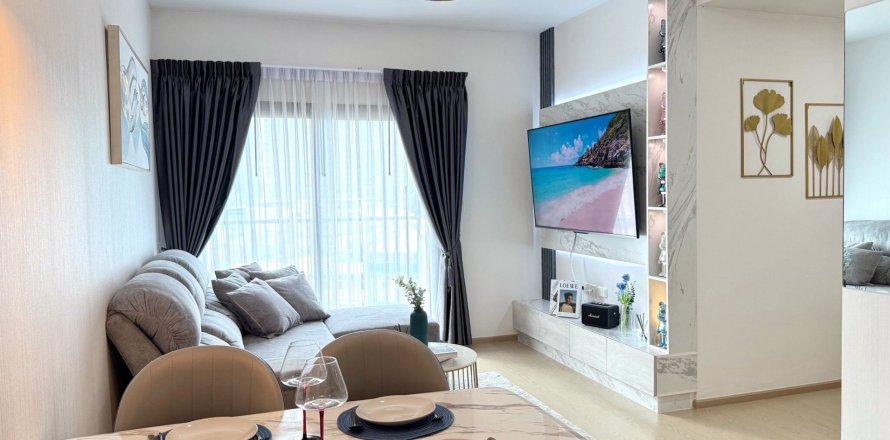 Studio dans le Condo à Suan Luang, Bangkok, Thaïlande № 154133