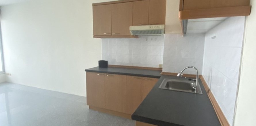 Condo à Bang Rak, Bangkok, Thaïlande, 2 chambres № 169188