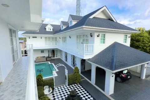 House in Phuket, Thailand 5 bedrooms № 138041 - photo 2