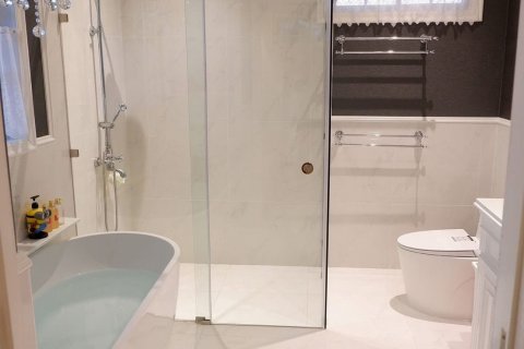 House in Phuket, Thailand 5 bedrooms № 138041 - photo 8